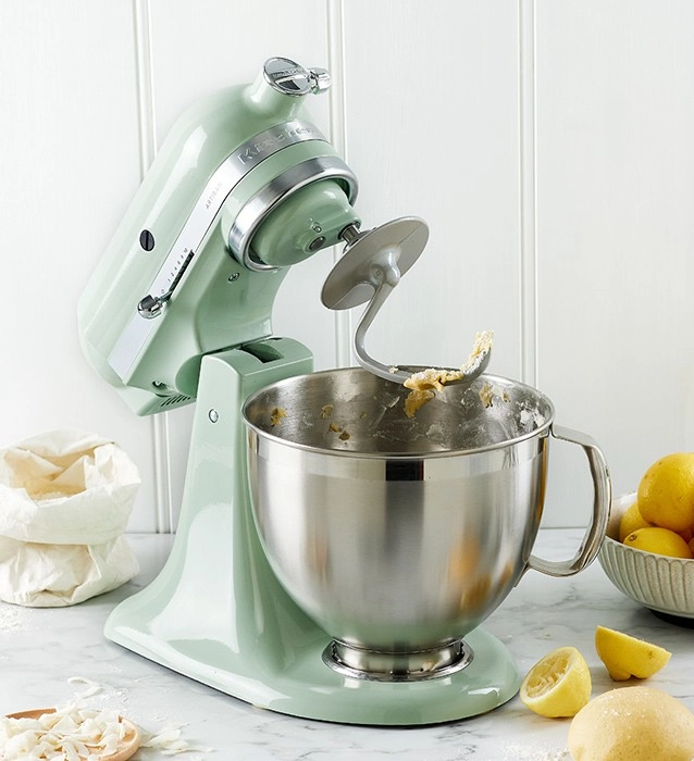 KitchenAid Artisan Mixer in Pistachio