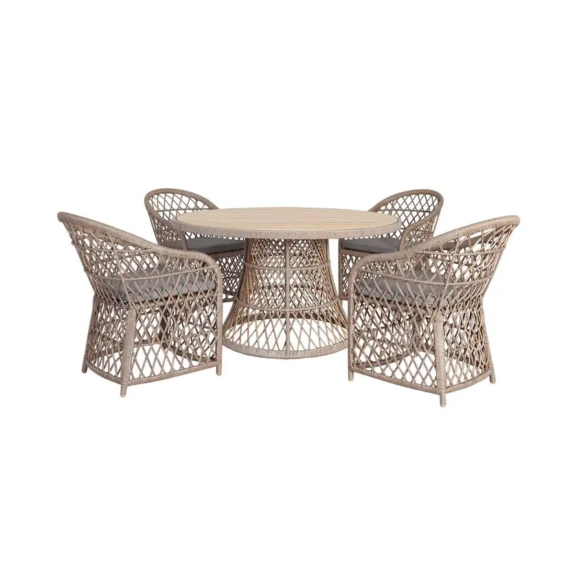 Congo 4 Seater Round Wicker Dining Setting