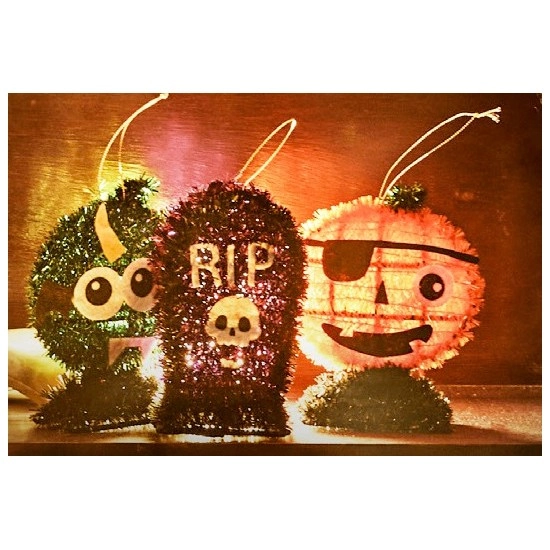 Halloween Tinsel Tabletop – Assorted