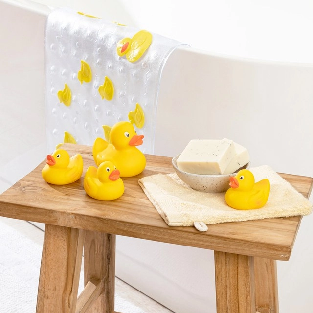 Duckiest Duck Water Squirter Bath Toy Set by Star & Rose