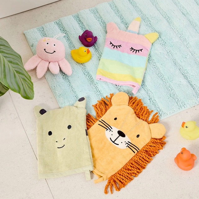 Kids Bath Mitts by Pillow Talk