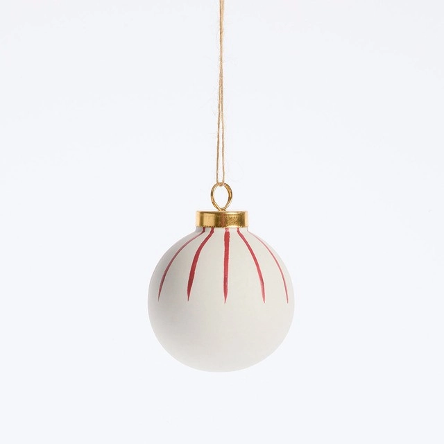 Aurora White/Red Ceramic Christmas Bauble by Habitat