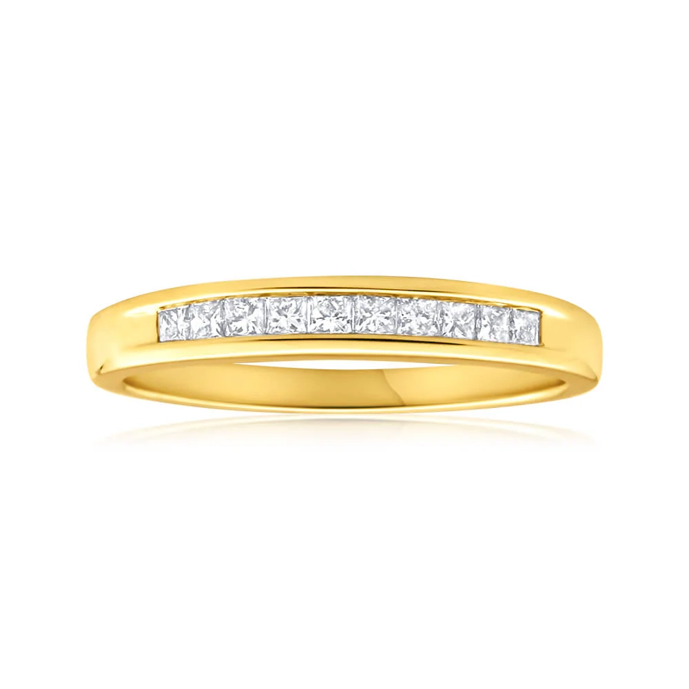 9ct Yellow Gold Diamond Charming Ring – Shiels Jewellers