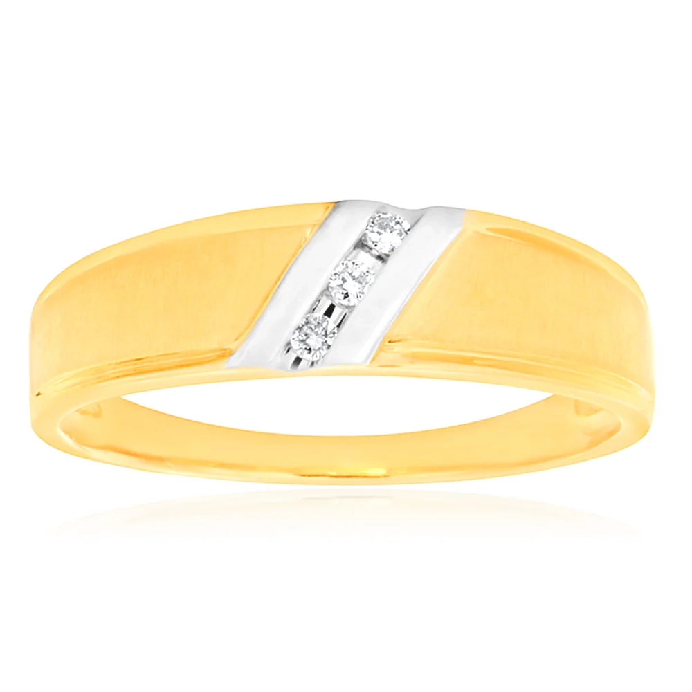 9ct Yellow Gold Diamond Promotional Ring – Shiels Jewellers