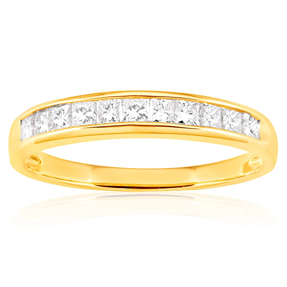 9ct Yellow Gold Diamond Ring Set With 11 Princess Cut Diamonds – Shiels Jewellers