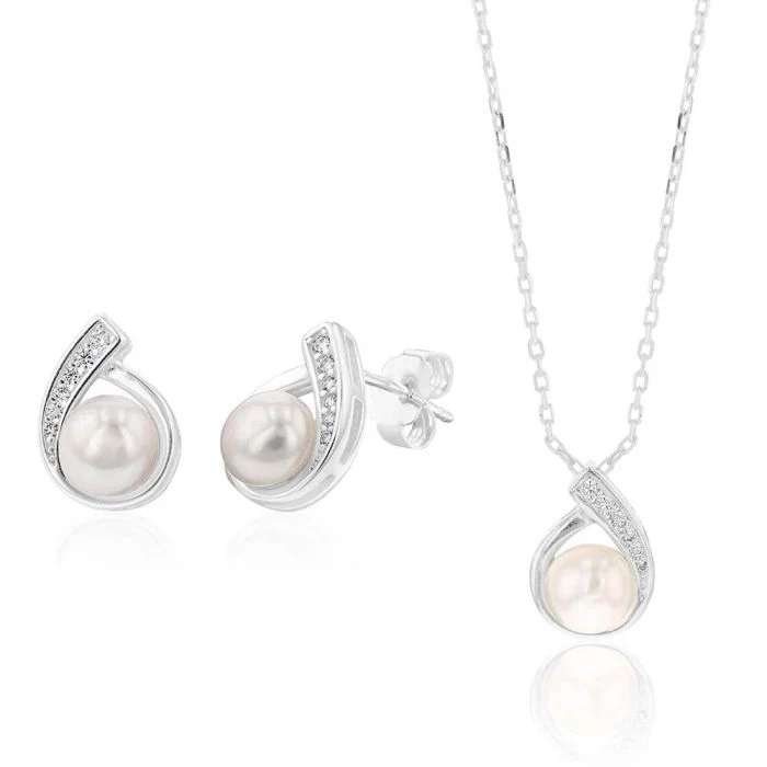 Sterling Silver Boxed Freshwater Pearl and Zirconia Set on Chain – Shiels Jewellers