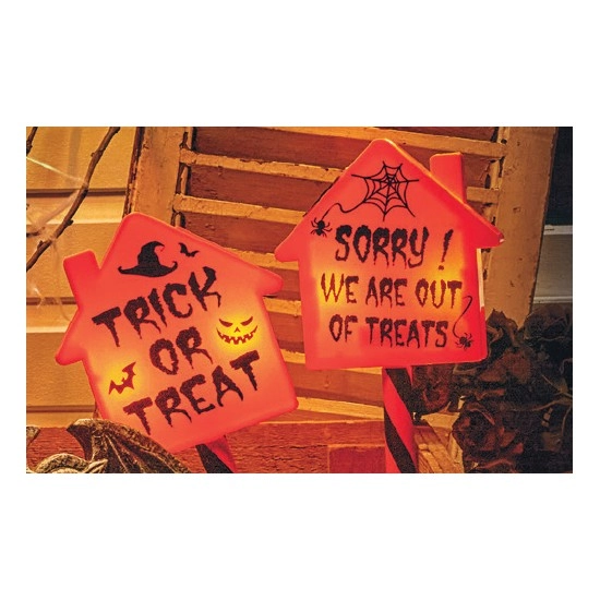 Halloween Solar Trick or Treat Garden Sign