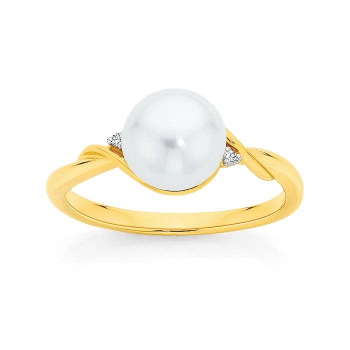 9ct Gold Cultured Freshwater Pearl & Diamond Ring