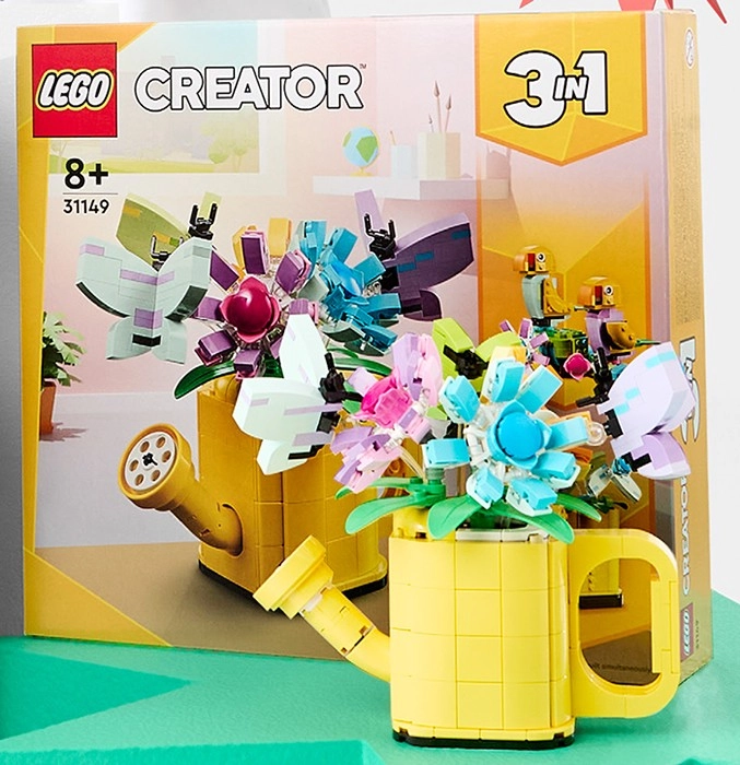 LEGO Creator Flowers in Watering Can 31149