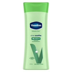 Vaseline Intensive Care Body Lotion Aloe Soothe 225mL