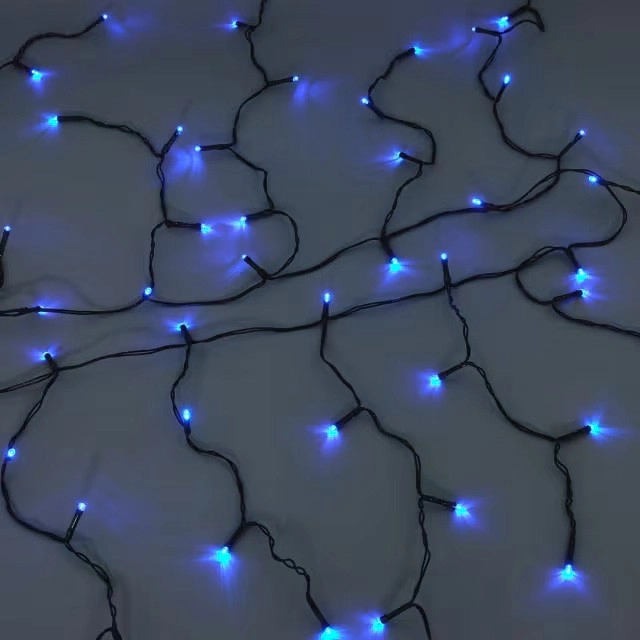 200 Solar Powered LED Blue Icicle String Lights