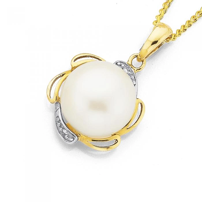 9ct Gold Cultured Freshwater Pearl & Diamond Flower Pendant