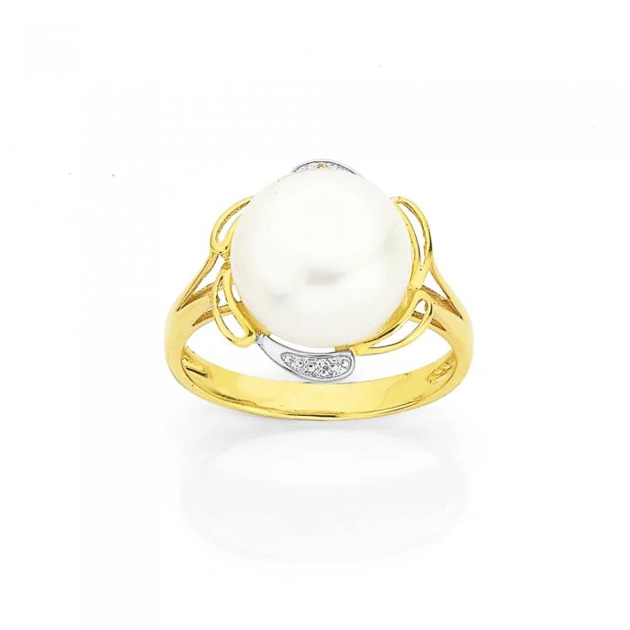 9ct Gold Cultured Freshwater Pearl & Diamond Flower Ring