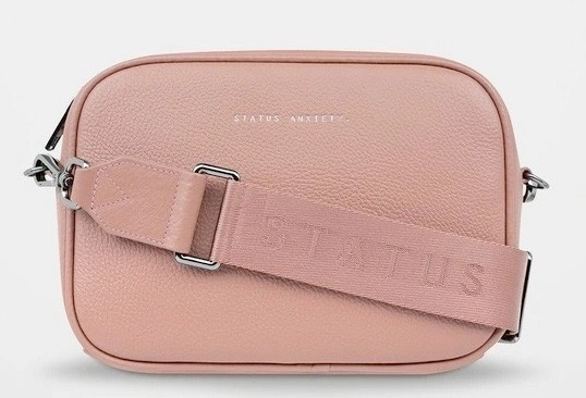 Status Anxiety Plunder Leather Crossbody in Dusty Rose