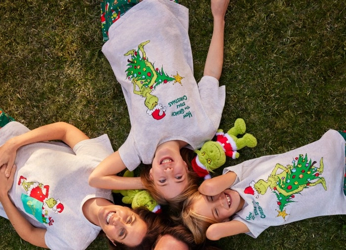 The Grinch Women’s PJ Set