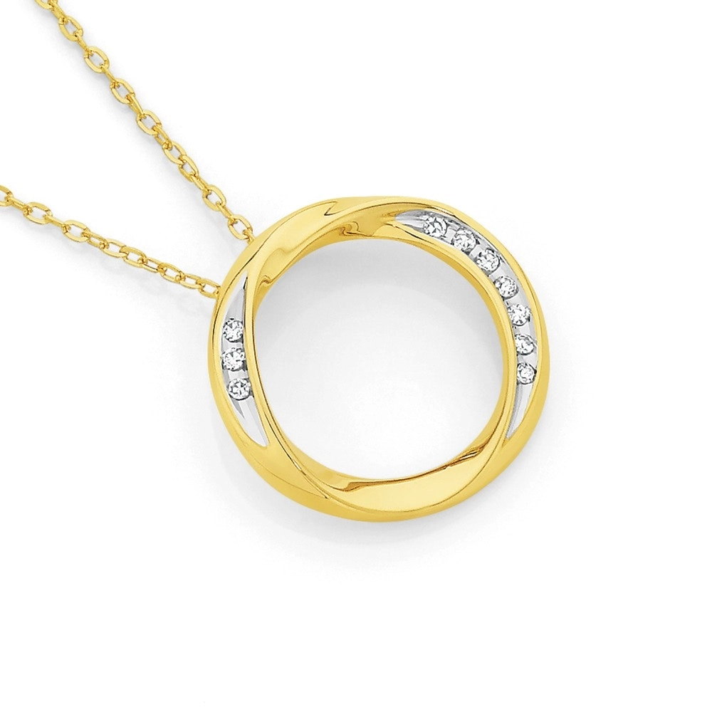 9ct Gold Diamond Circle of Love Pendant