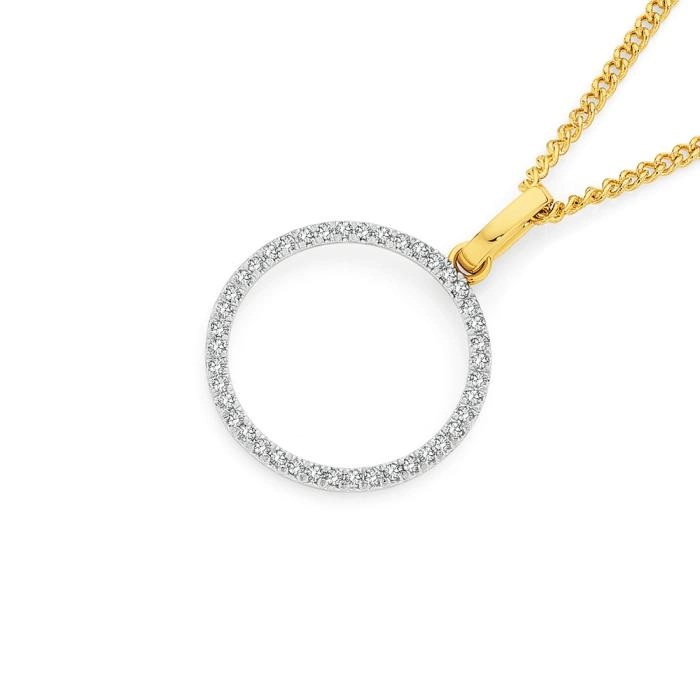 Exquisites 9ct Gold Diamond Circle Pendant