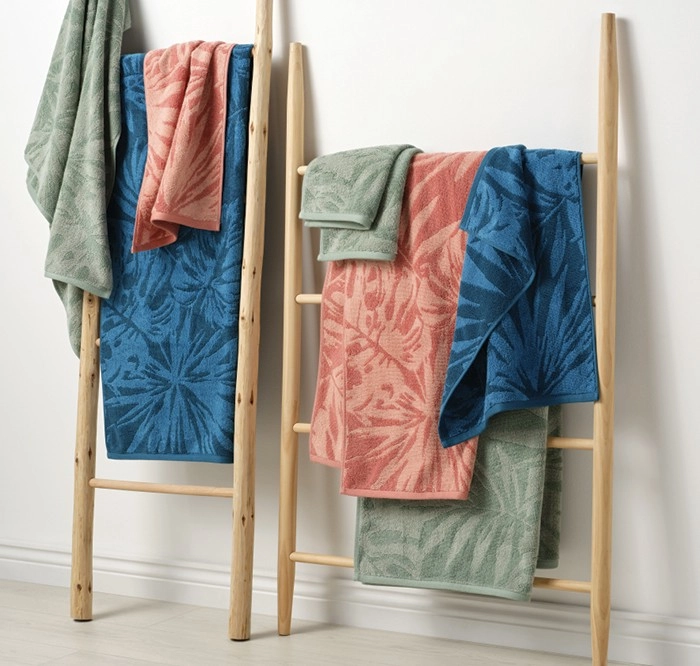 KOO Cyrus Palm Jacquard Towel Range