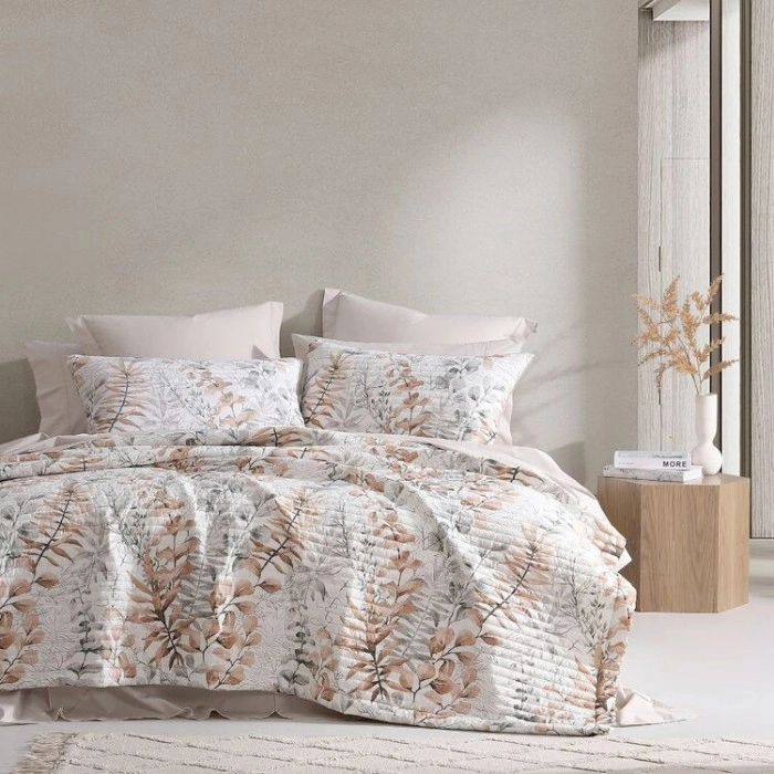 Logan & Mason Barossa Coverlet Set