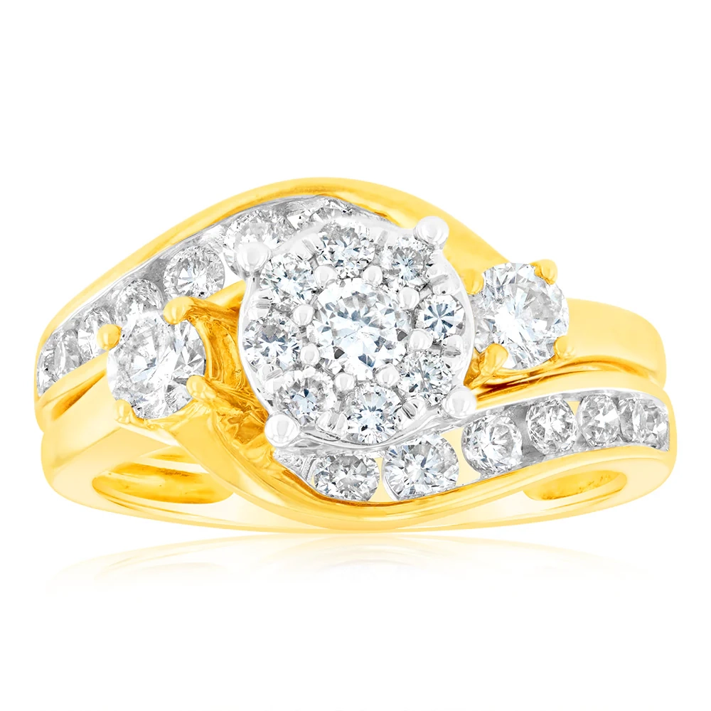 9ct Yellow Gold 2 Ring Bridal Set With 25 Diamonds Totalling 1 Carat – Shiels Jewellers