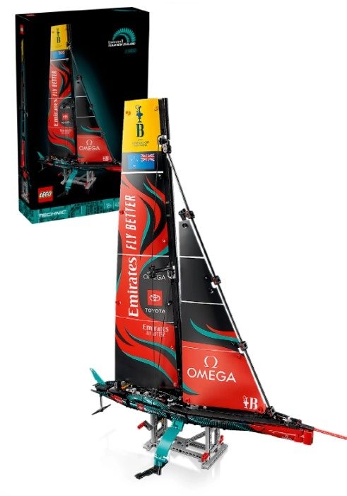 LEGO® Technic Emirates Team New Zealand AC75 Yacht 42174