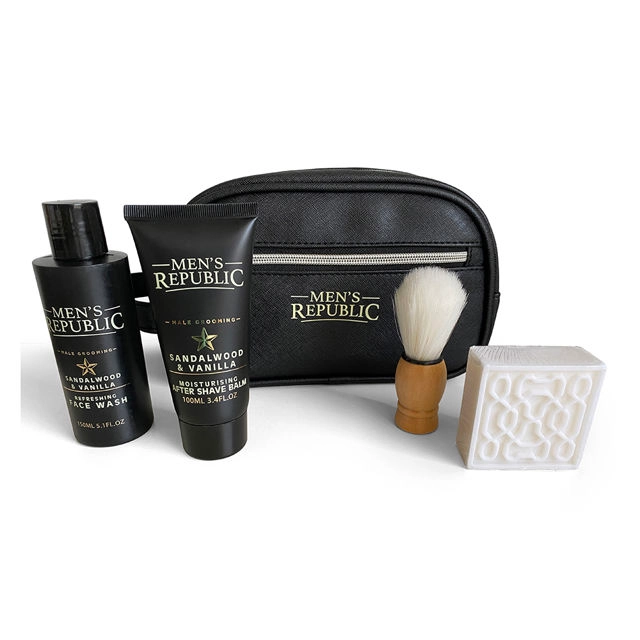 Men’s Republic Grooming Kit Cleansing in Toiletry Bag 4 Piece