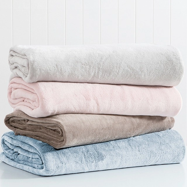 Soft Touch 300gsm Microfibre Blanket by Essentials