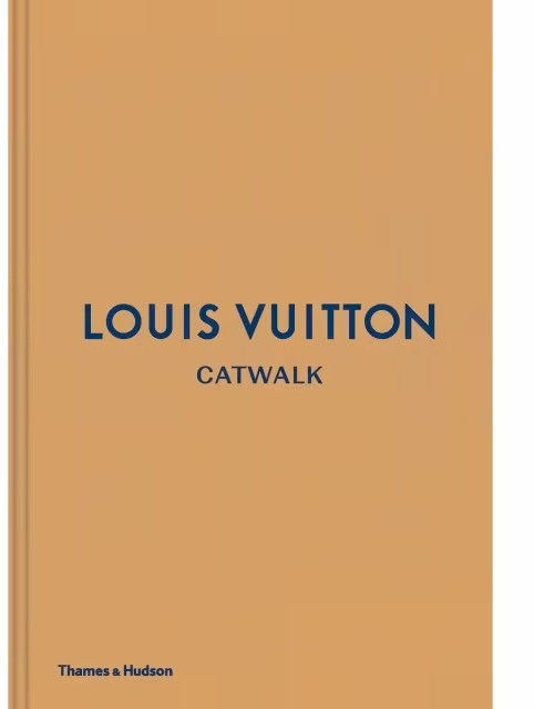 Louis Vuitton Catwalk by Louise Rytter - Book