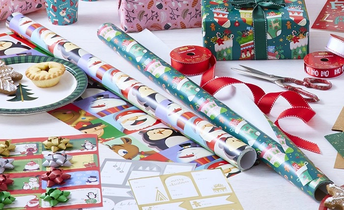 Christmas Gift Wrap Adult or Kids 5 Metres