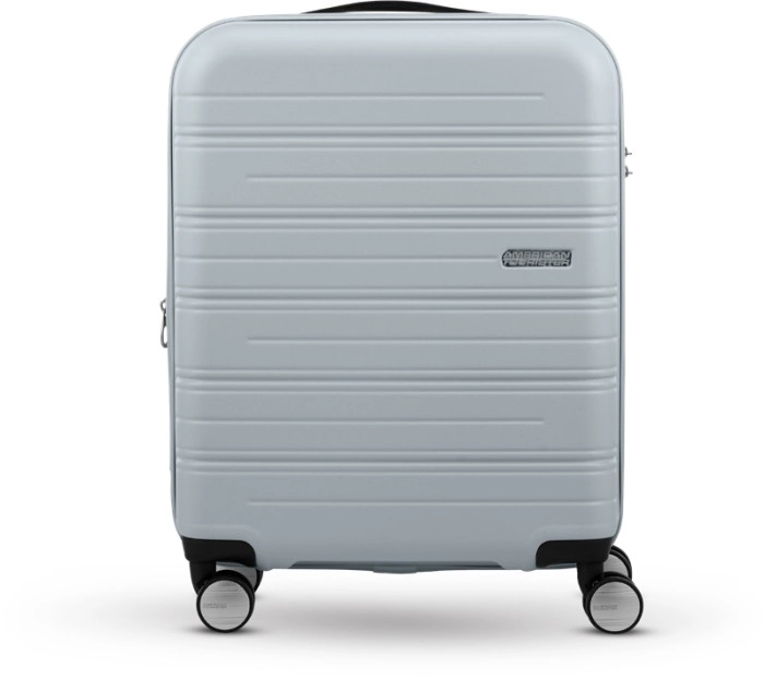 40% off American Tourister Highturn Spinner in Matte Silver