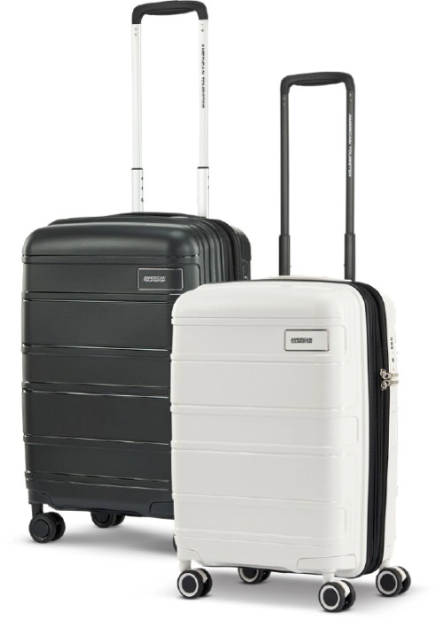 40% off American Tourister Light Max Spinner in Black or Off-White