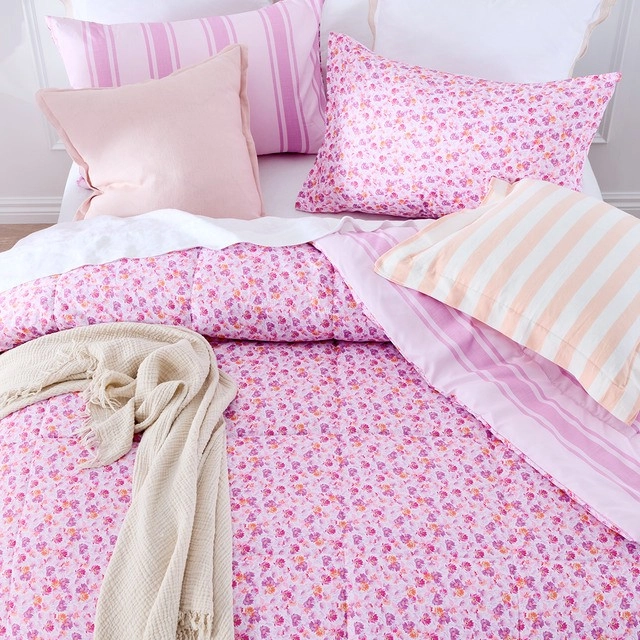 Daphne Reversible Comforter Set by Essentials