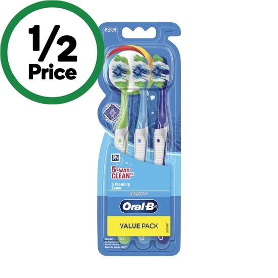 Oral-B Complete 5 Way Clean Medium Toothbrush Pk 3