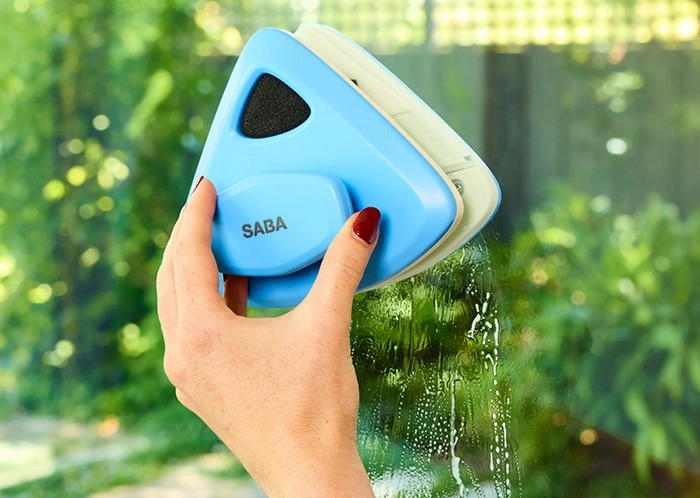 SABA Double-Sided Magnetic Window Cleaner