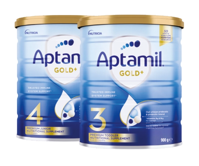 Aptamil Gold+ 3 Toddler Nutritional Supplement from 1 Year or 4 Junior Nutritional Supplement from 2 Years 900g