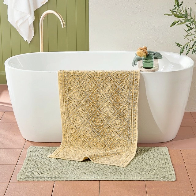 Louis Bath Rug by M.U.S.E.