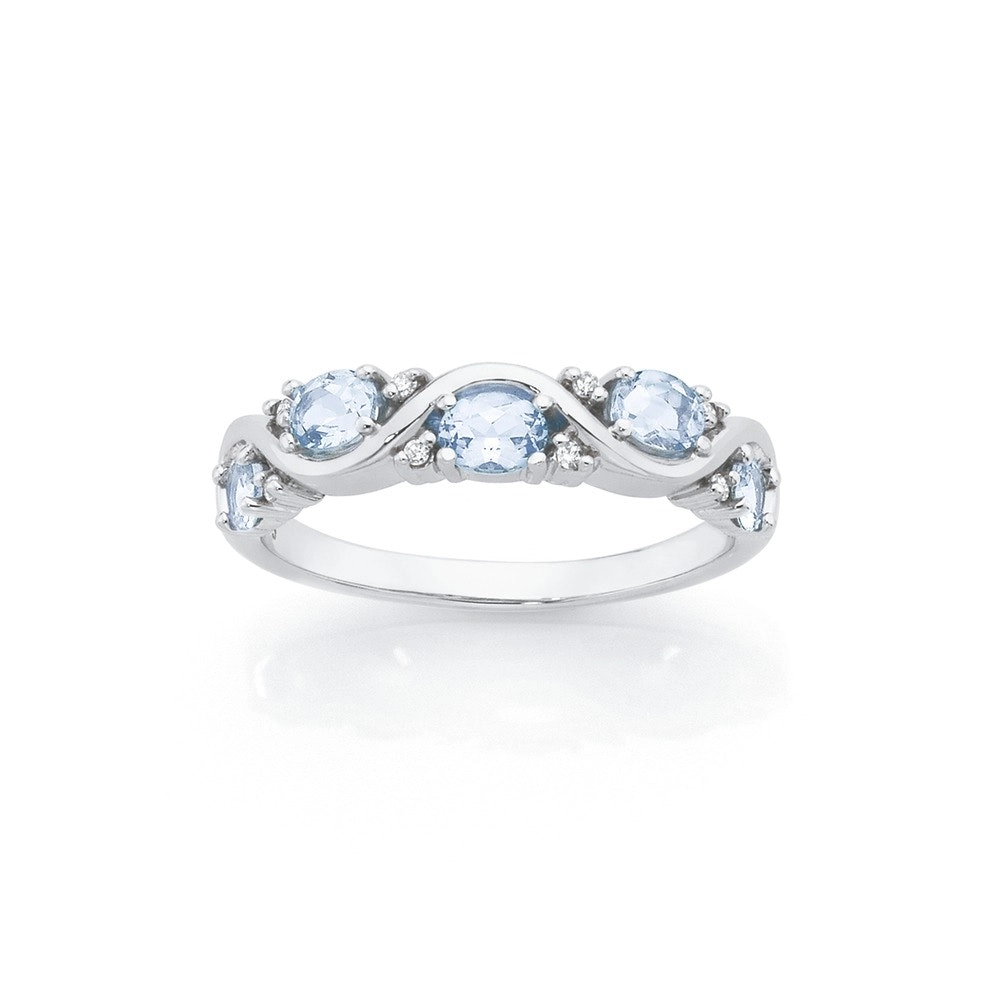 9ct White Gold Aquamarine & Diamond Dress Ring