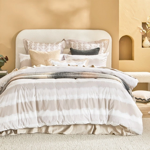 Oria Ombre Quilt Cover Set by Essentials