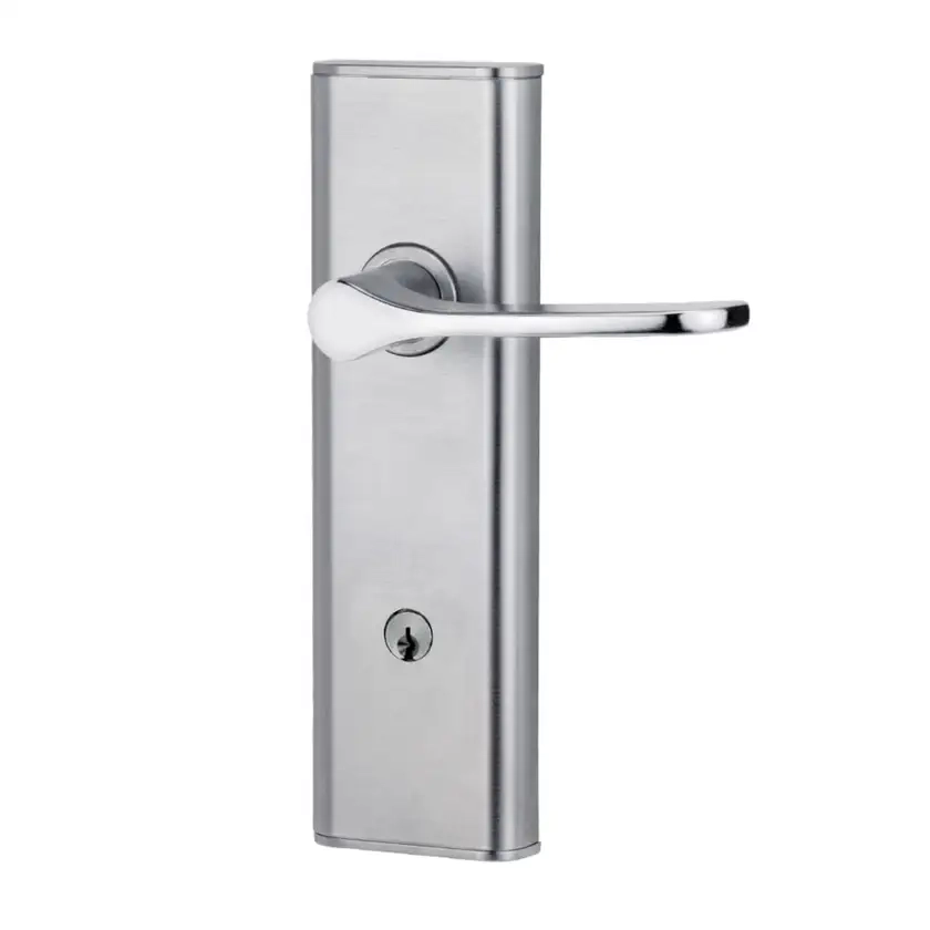 LOCKWOOD Nexion Entry lockset with 34 Lever in Satin Chrome