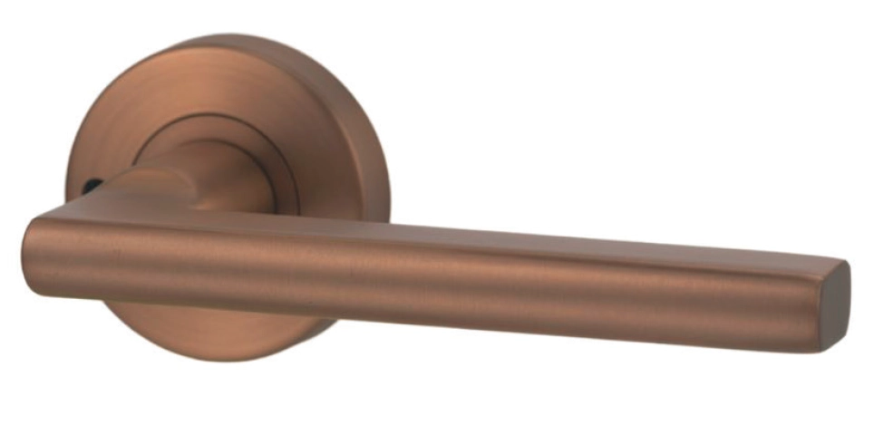 Lockwood Vivid Designer Lever 4 Privacy Set - Bronze