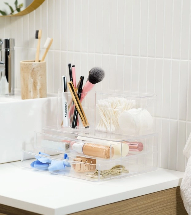 Brilliant Basics Clear Bathroom Storage