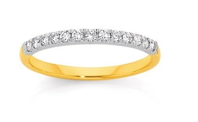 18ct Gold Diamond Band