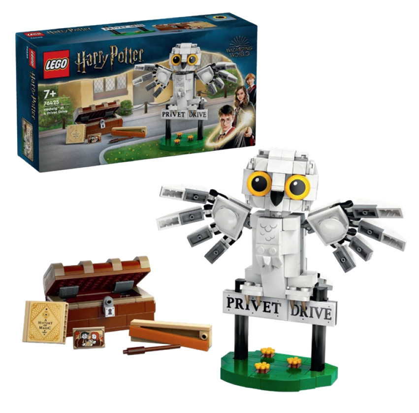 LEGO® Harry Potter Hedwig at 4 Privet Drive 76425