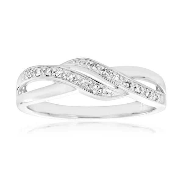 9ct White Gold Diamond Ring Set With 14 Brilliant Diamonds – Shiels Jewellers