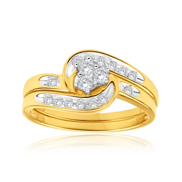 9ct Yellow Gold 2 Ring Bridal Set With 0.25 Carats Of Light Champagne  – Shiels Jewellers