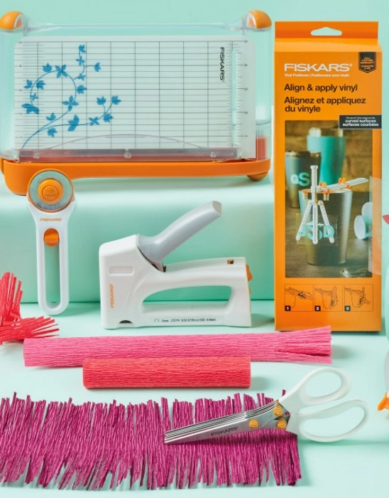 25% off Fiskars Papercraft and DIY Range