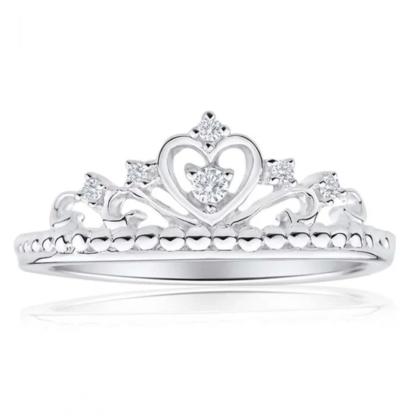 Sterling Silver Cubic Zirconia Heart Crown Ring *Resize 1-2 Sizes* – Shiels Jewellers