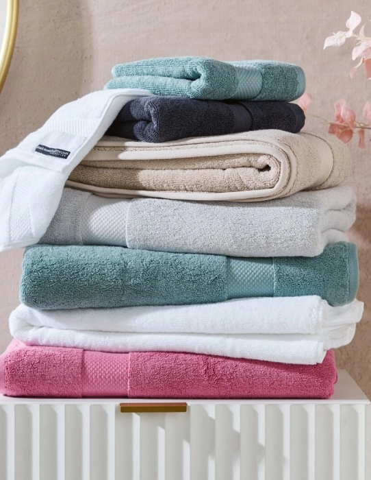 40% off Logan & Mason Platinum Oslo Towel Range