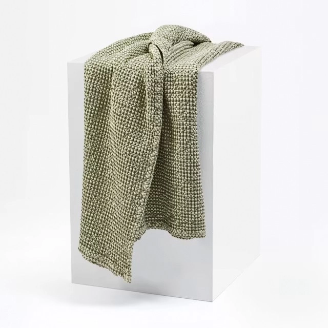 Stonewashed Cotton Waffle Throw - Fern