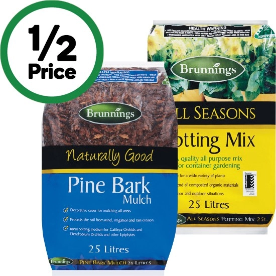 Brunnings Pine Bark Mulch or Potting Mix 25 Litre